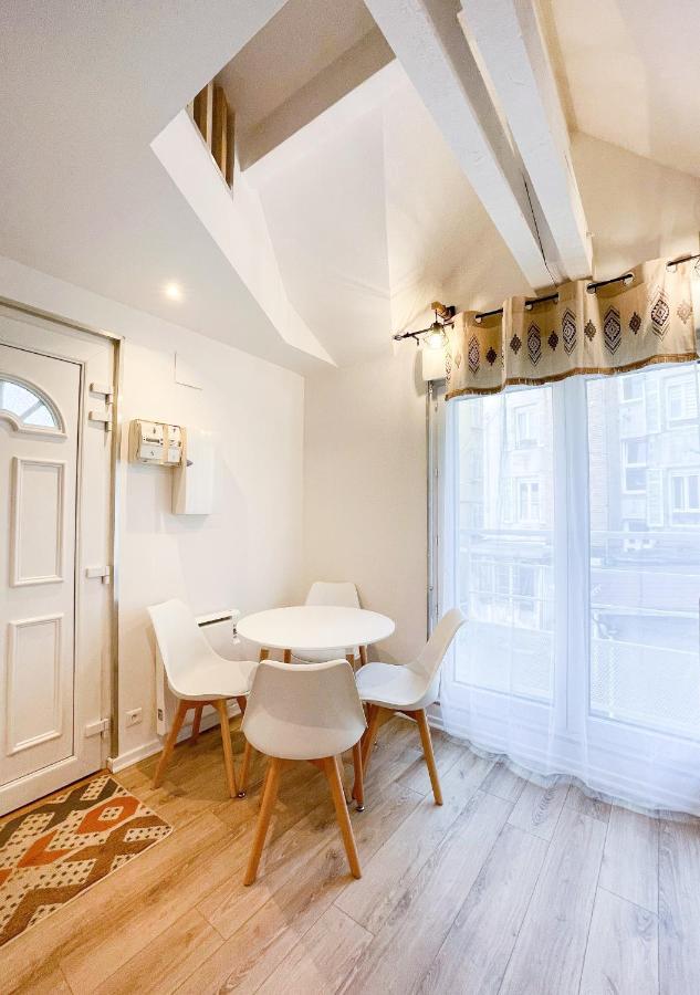 Maisonnette Le Faubourg - Centre Ville, Terrasse Et Netflix Бельфор Экстерьер фото